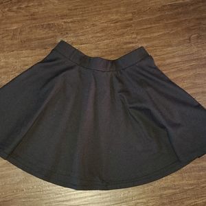 Black skater skirt